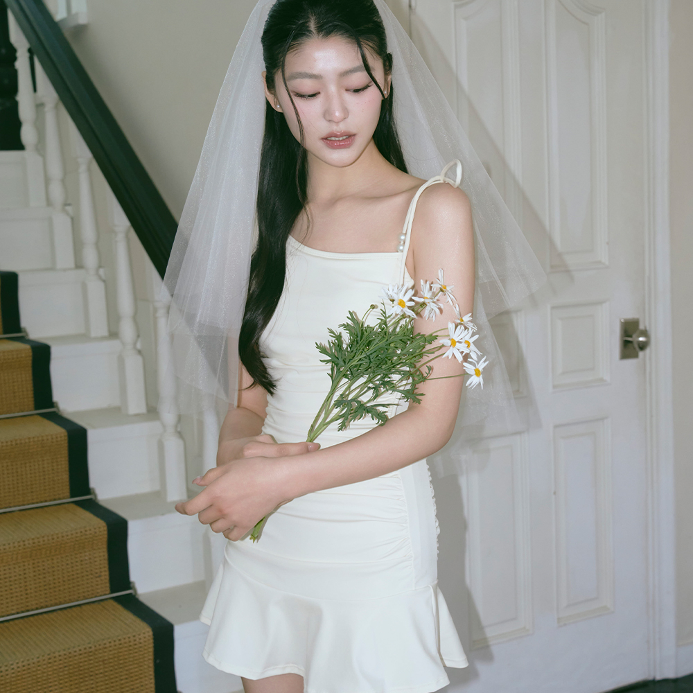 원숄더 드레이프 원피스 크림